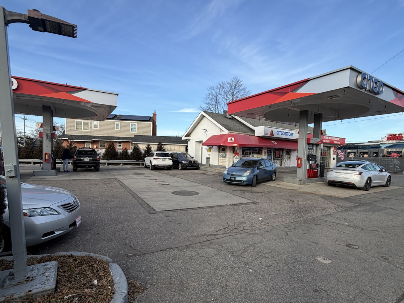 Citgo Elmont fuel canopy and store
